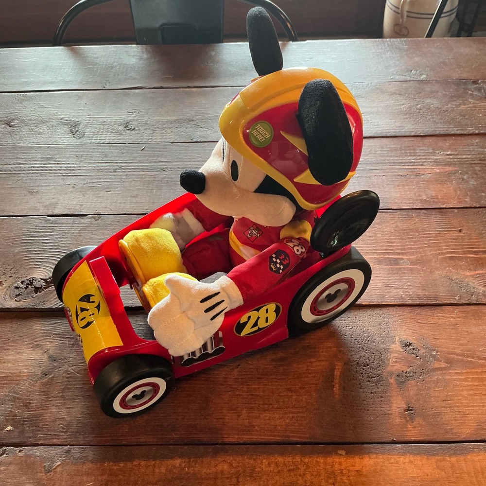 Disney Jr Mickey And The Roadster Racers Racing Adventure Light/Sound/Talk Works - Picture 2 of 5